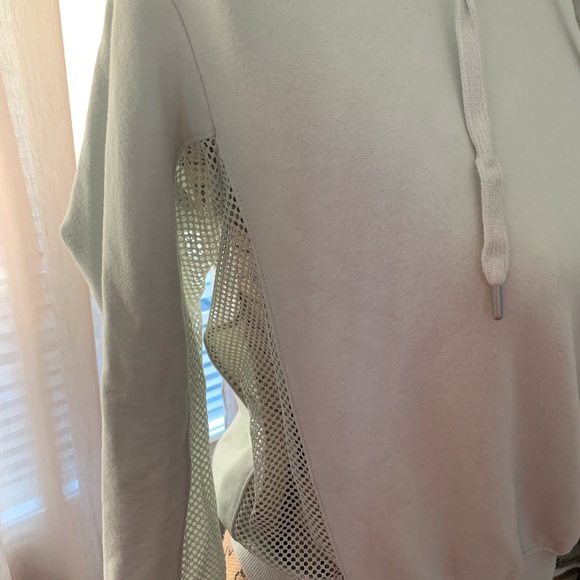 Mint green sweater with mesh in Size Small - Picture 4 of 4